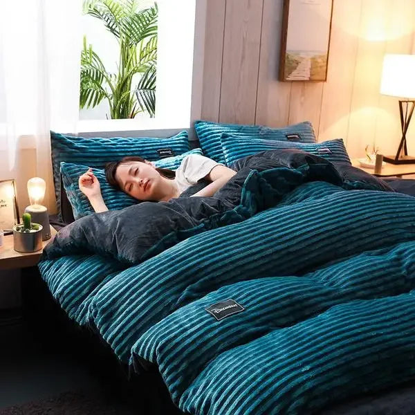 Winter Thick Velvet Duvet Cover Warmth Solid Color Bedding Set Double Quilt Cover Twin Queen King Comforter Cover 220*240cm