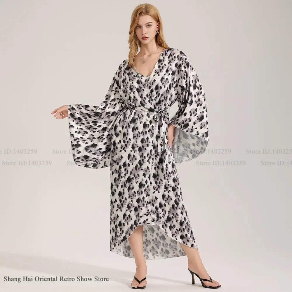 Luxury Leopard Female Long Robe Loungewear Fashion New Kimono Bathrobe Gown Homewear Silky Chiffon Satin Sleepwear Nightgown